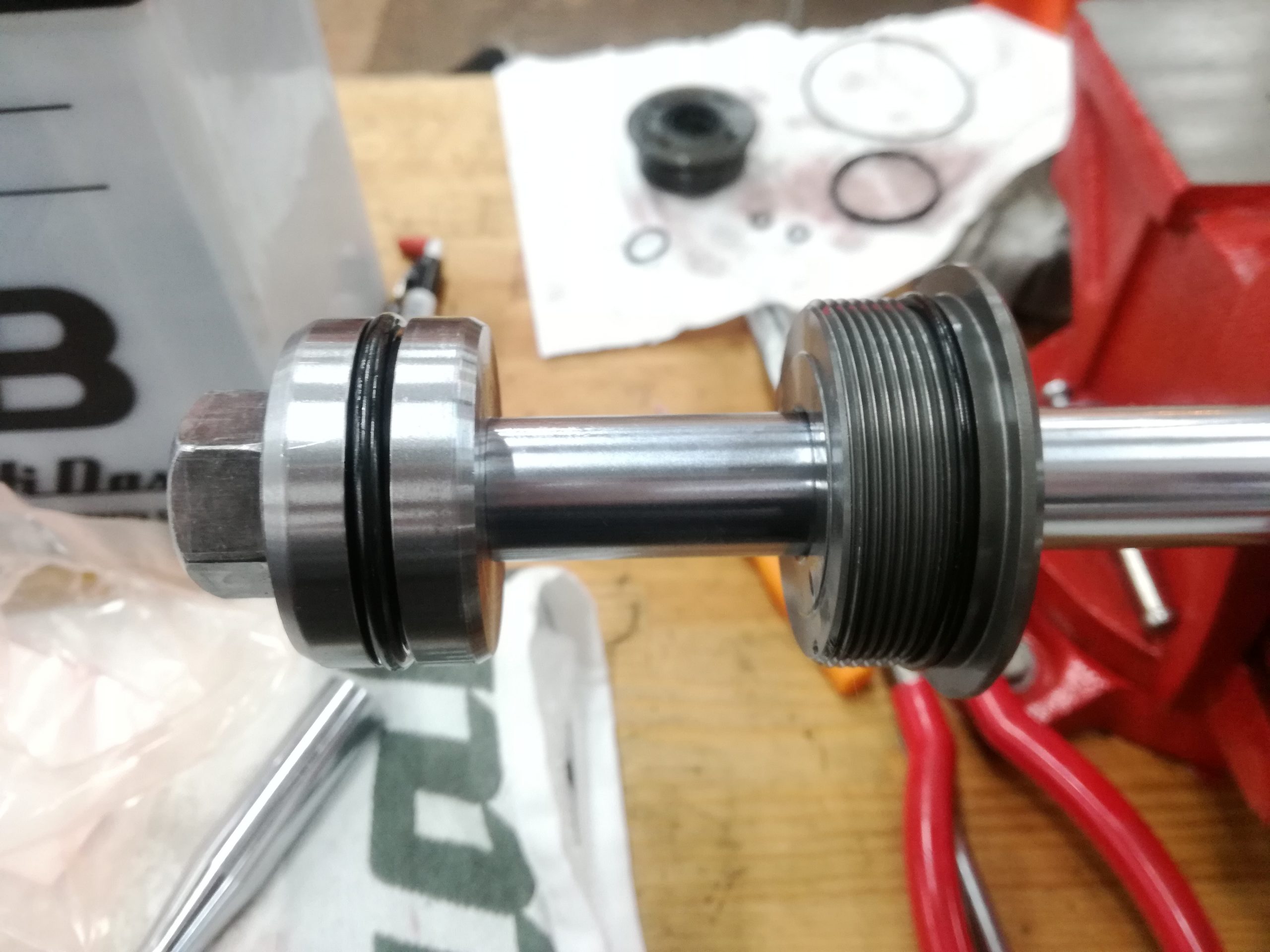 除雪機】パワーハイトシリンダー修理 数をこなしているから出来る即日