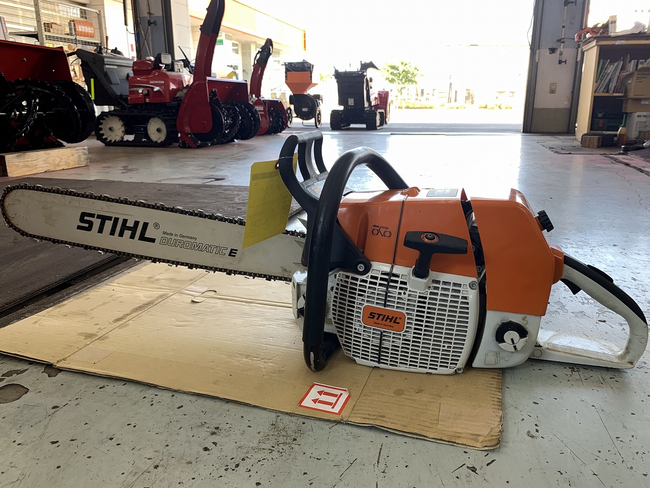 STIHL MS880 エンジンかかりにくい、プラグがかぶる。吸い込み過ぎる故障診断 ｜修理ブログ｜プラウ PLOW