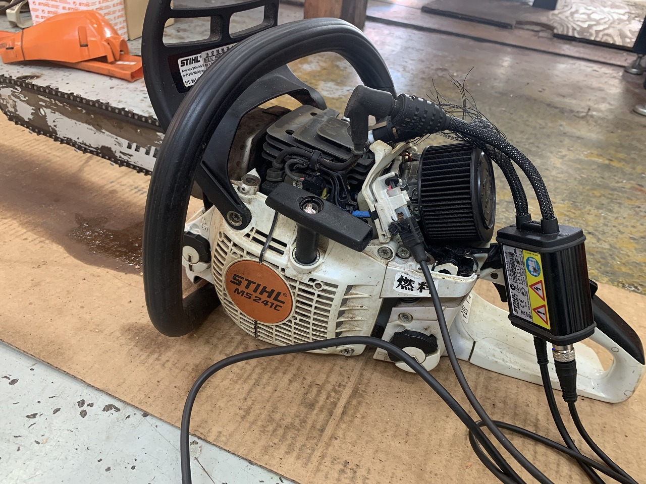 STIHL MS241C-M スターターロープ交換、M-Tronic診断、較正完了 ｜修理ブログ｜プラウ PLOW