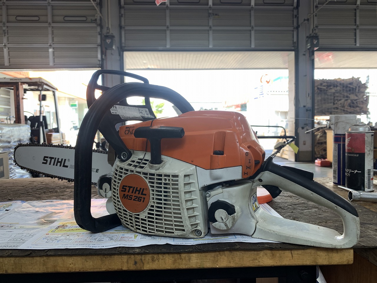 STIHL MS261 エンジンかかるけどスロットルレバーを離すとエンストしてアイドリングしない。故障診断 ｜修理ブログ｜プラウ PLOW