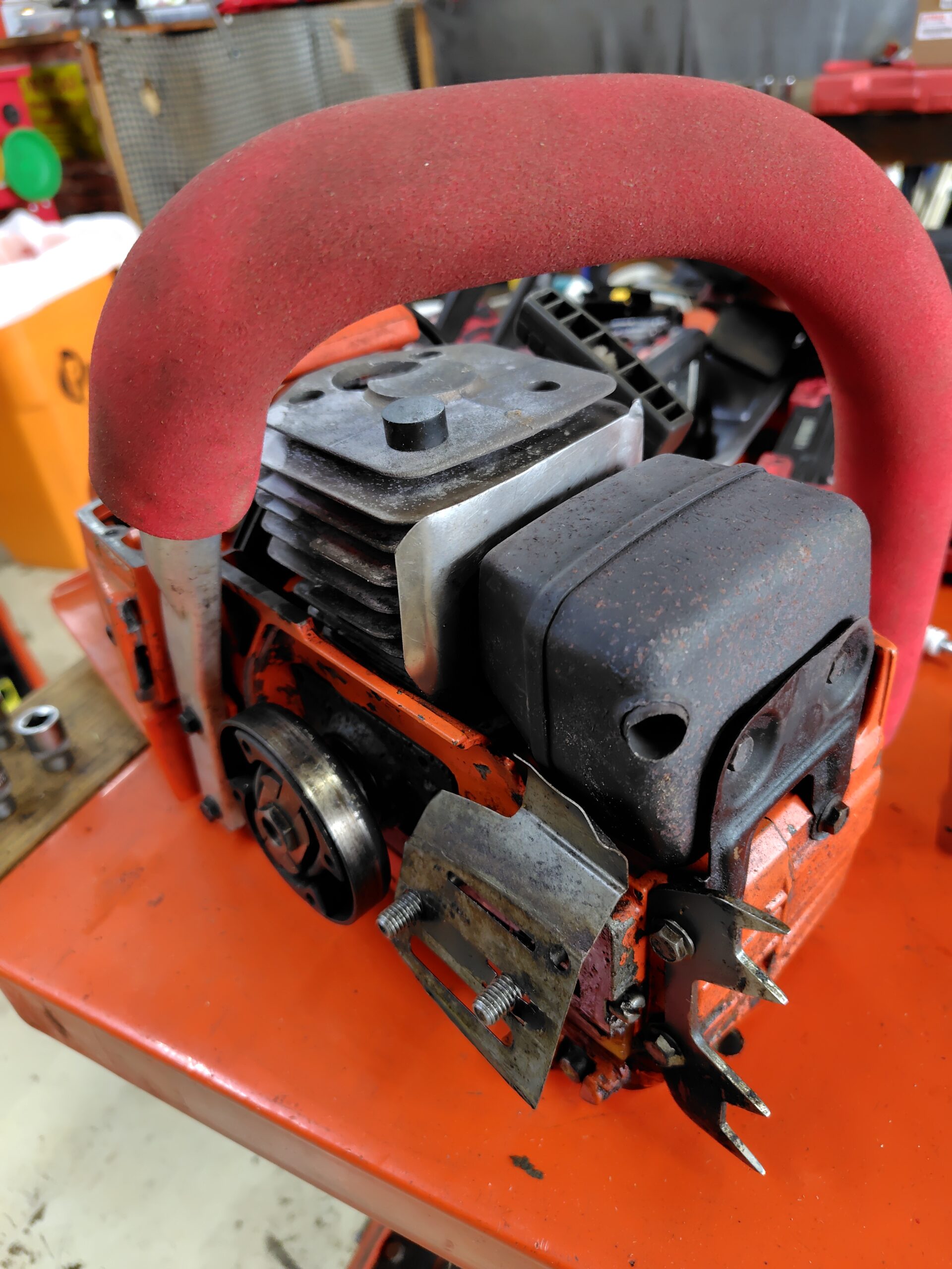 Husqvarna254 整備見積依頼品が到着 ｜修理ブログ｜プラウ PLOW