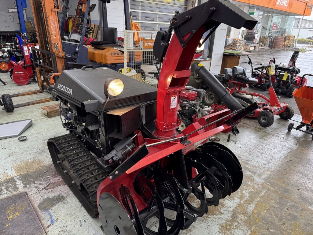 HondaホンダHSL2511制御表示灯(橙)3回点滅してオーガクラッチが入らない |修理ブログ|プラウ PLOW