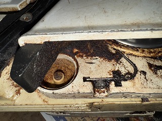 STIHL MS261C-MVW ストップバッファー欠損 ｜修理ブログ｜プラウ PLOW