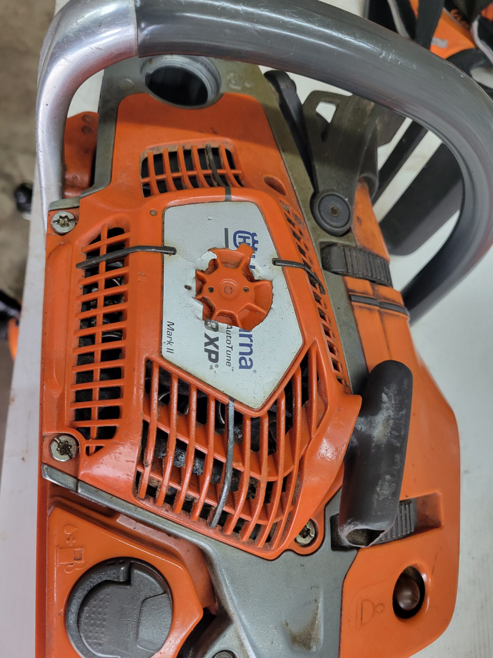 Husqvarna 550XP service Hub ｜修理ブログ｜プラウ PLOW