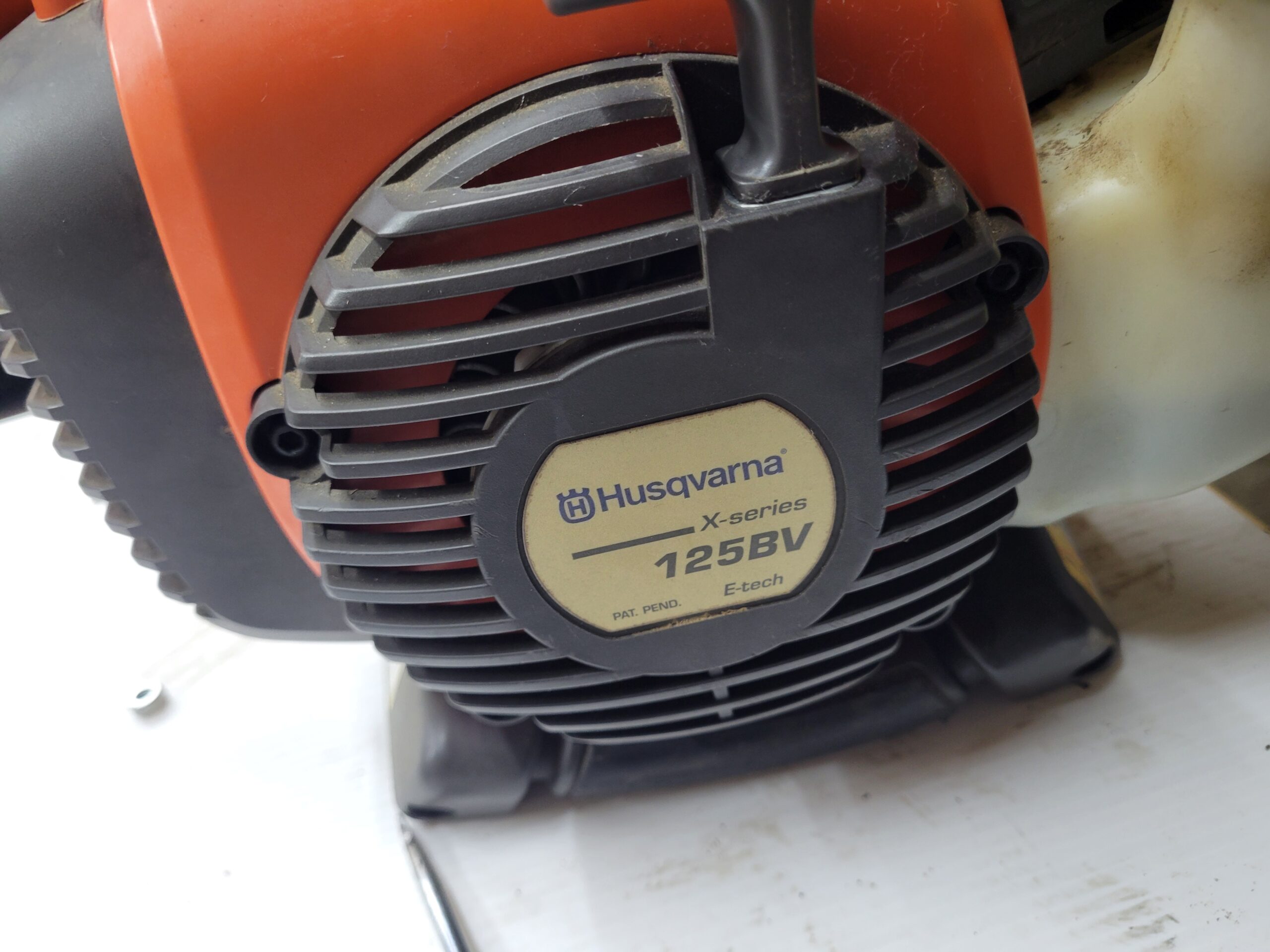 ハスクバーナ Husqvarna エンジンブロワー : 125BVX 125BV ｜修理